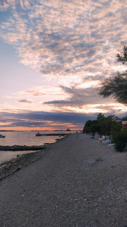 Apartmani Ana Vir Dış mekan fotoğraf