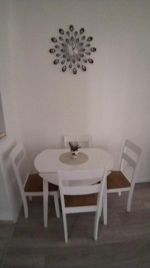 Apartmani Ana Vir Dış mekan fotoğraf